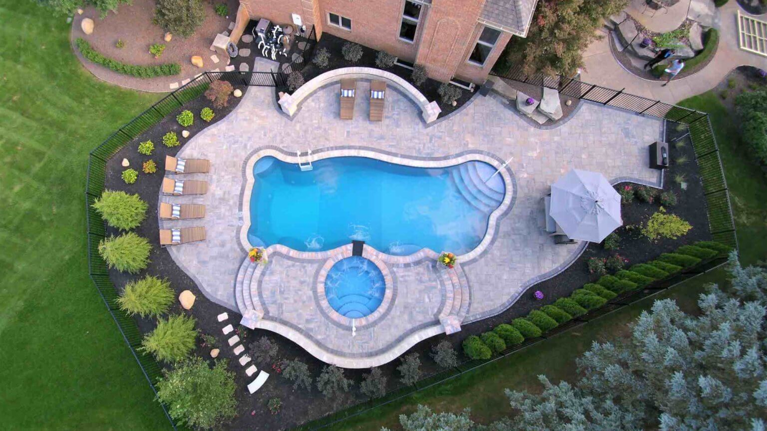 aerial view of pool & hot tub
